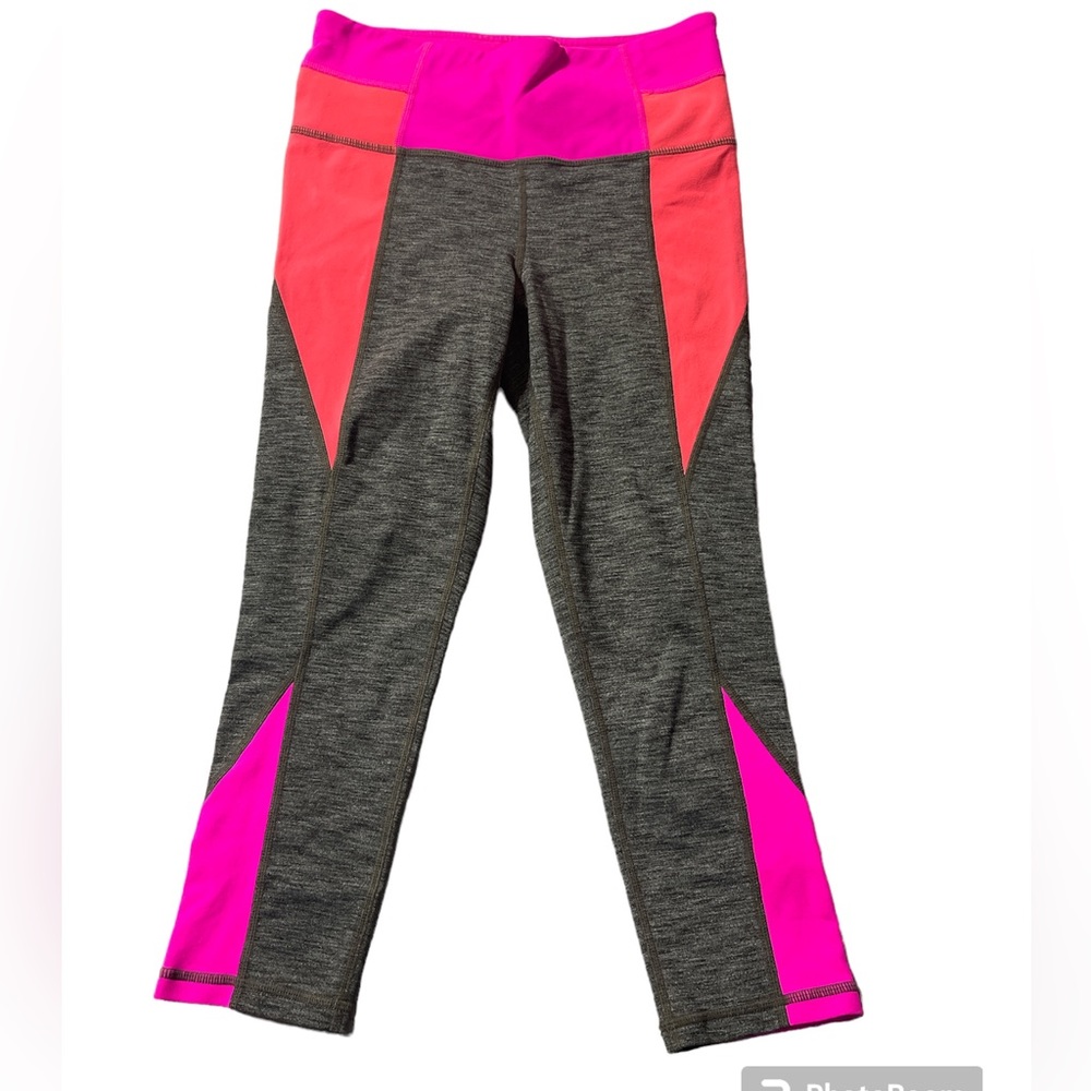 Athleta Chaturanga ColorBlock Capri Leggings Sz XS